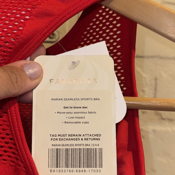 Fabletics sports bra Red Mesh Tank Top maran small NEW soft comfortable - Picture 2 of 2